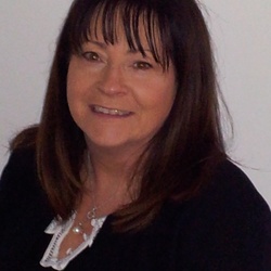 Profile photo for Bio - Derbhille Clarke